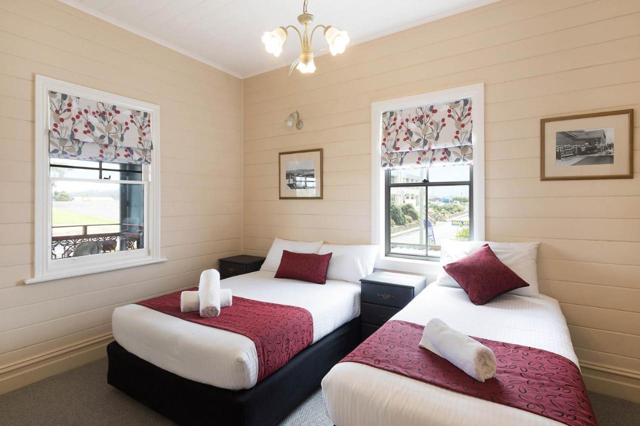 Heritage House & Units Motel
