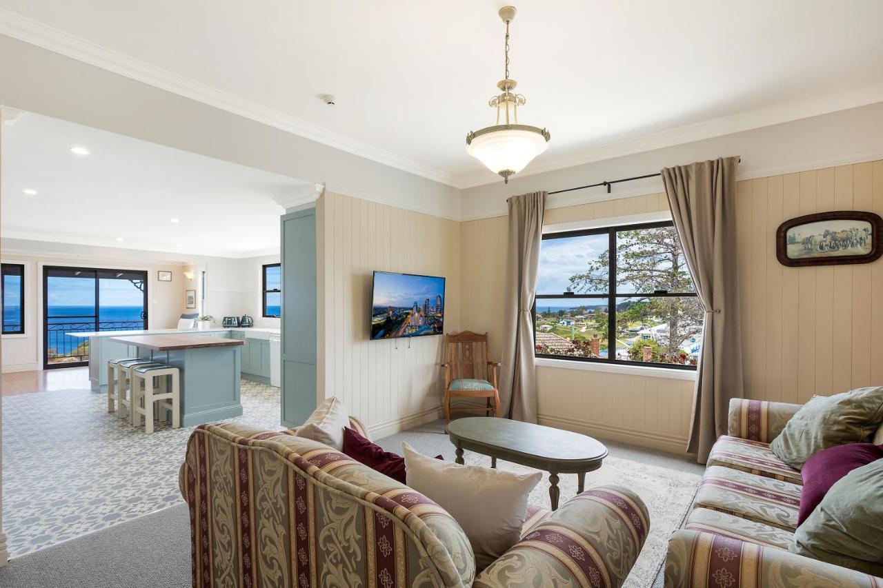 Heritage House & Units 4*