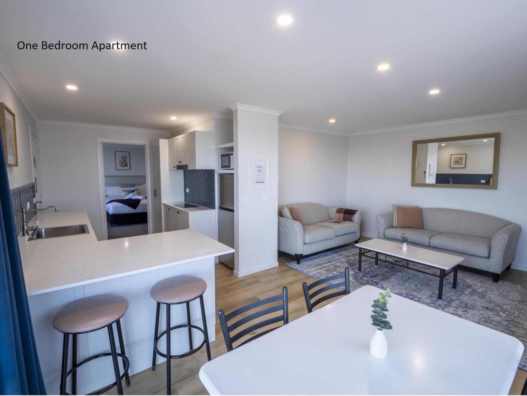 Heritage House & Units 4*