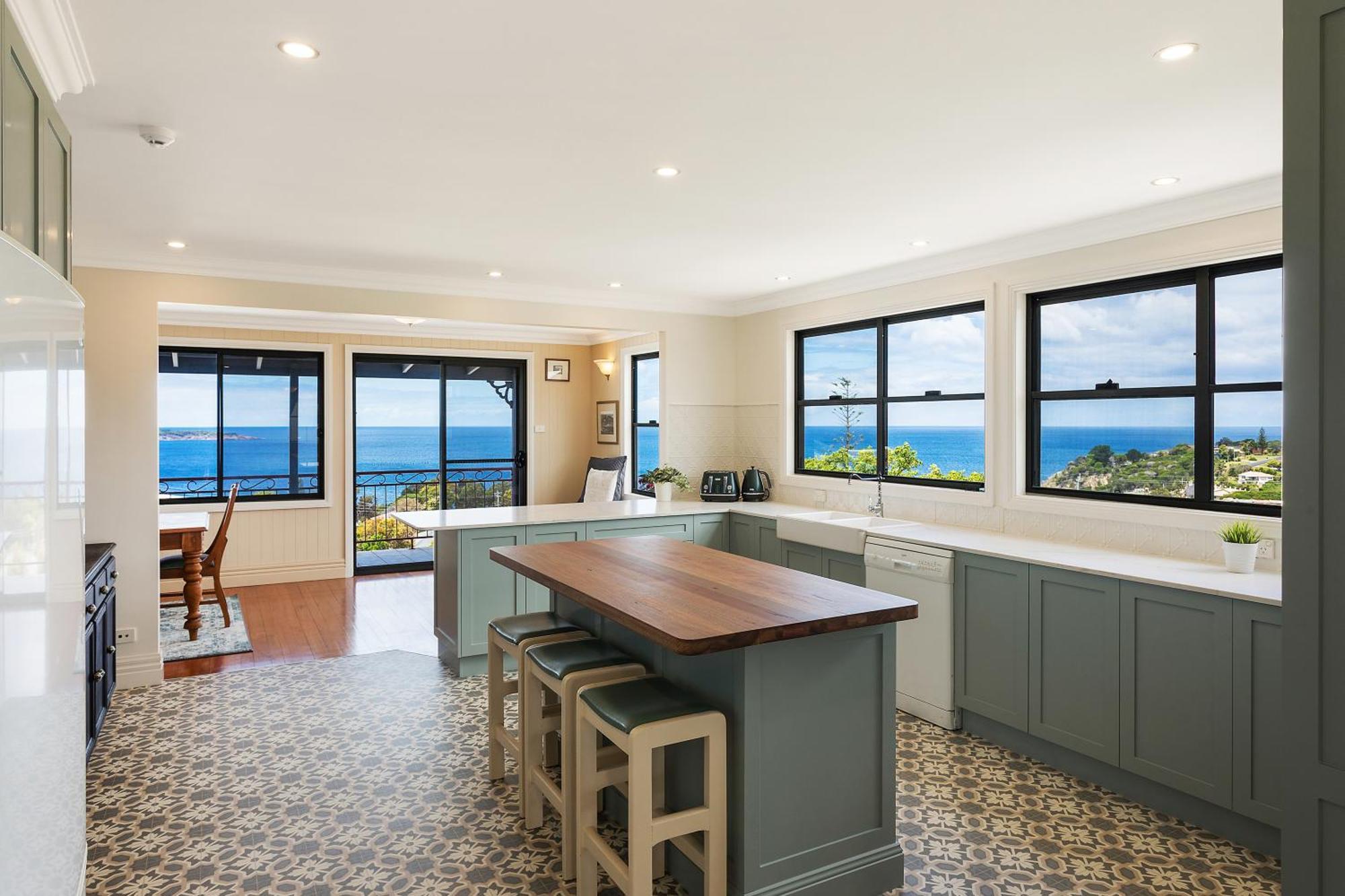 Heritage House & Units 4* Eden